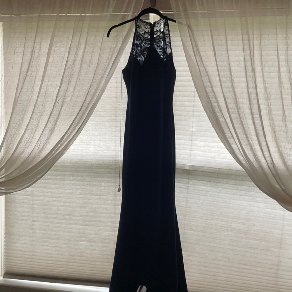 Badgley Mischka Size 4 formal gown